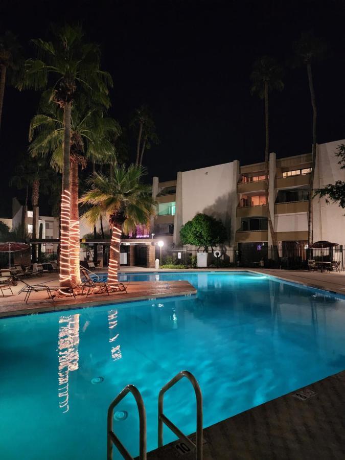 Lux Resort Condo Скотсдейл Екстериор снимка